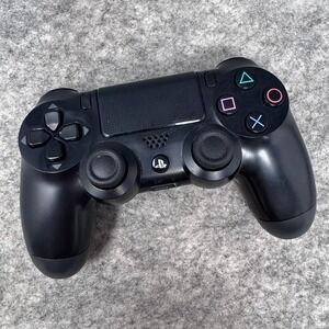 Sony PlayStation 4 PS4 DualShock Black Wireless Controller CUH-ZCT2U OEM